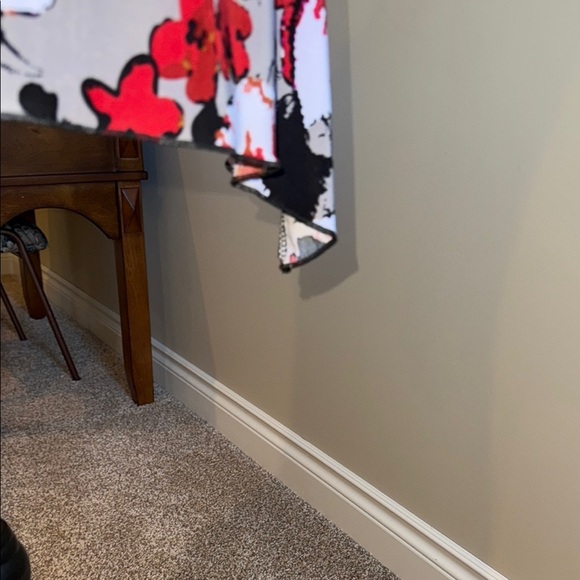 Initiatives Blouse Floral Ruffle Shirred Neck Sleeveless Women's Top - Picture 6 of 9